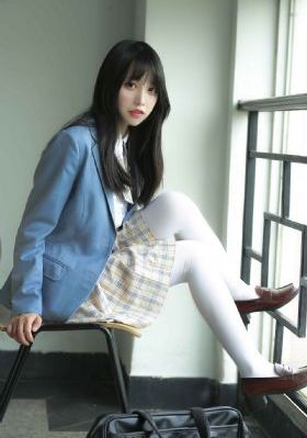 欧美多毛老妇_HD在线观看完整版