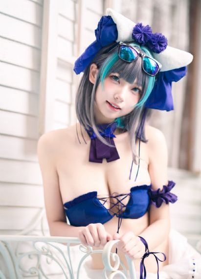 欧美沙滩野战视频偷拍_高清电影免费在线