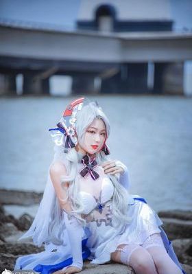 漂亮的她百度百科_720电影在线观看