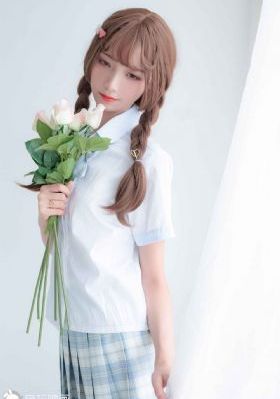 欧美无底丝袜美腿_BDBD在线观看