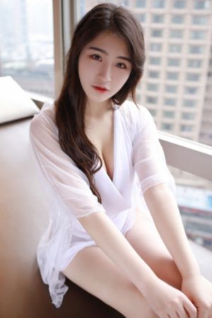 狠狠色依依成人婷婷九月_超清在线播放