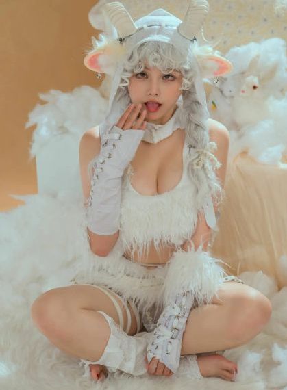 白洁在宾馆被赵振连玩三天_国产剧动漫免费观看