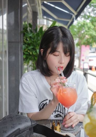 欧美范博主_HD免费观看