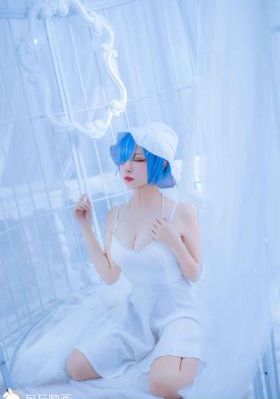 欧美第一页撸踏踏_BD英语在线观看完整版