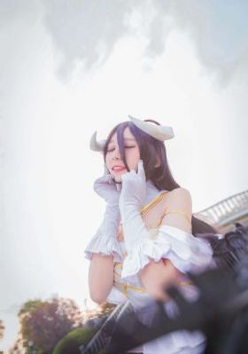 123日韩明星投票_720影视在线观看