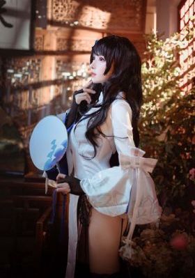 欧美裸色尖美甲图片_超清在线视频播放
